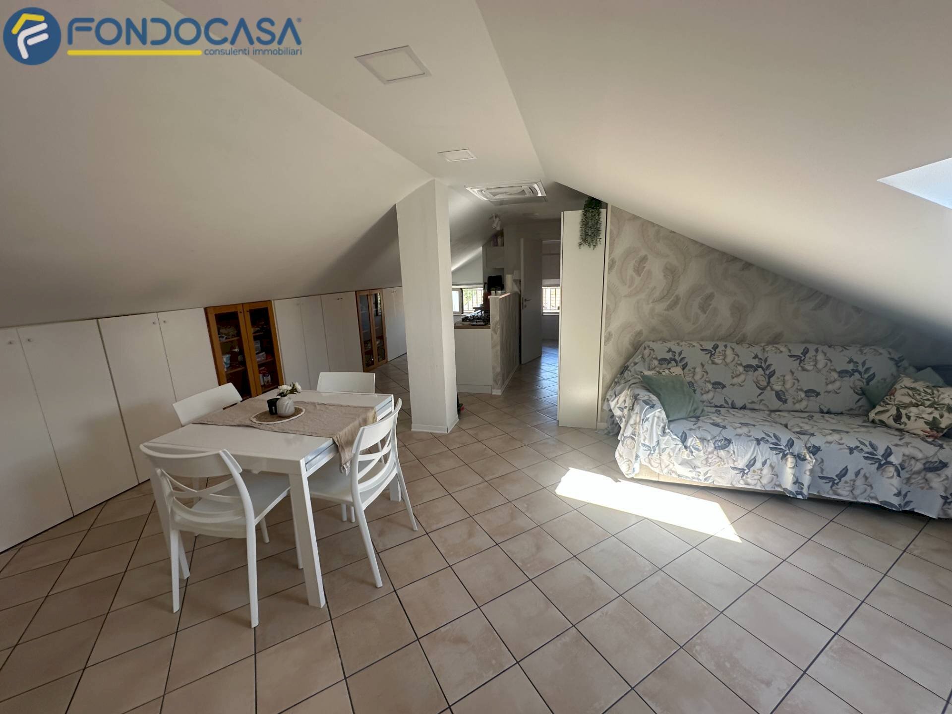 Foto 2 - Bilocale Via Ugo Foscolo
43, Monteprandone - foto 2