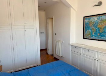 Camera da letto - Bilocale Genova (zona Albaro) - foto 9