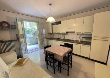 Cucina - Trilocale viale Forlì, Ravenna (zona Porto Corsini) - foto 4