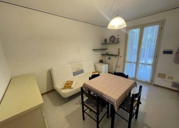 Cucina - Trilocale viale Forlì, Ravenna (zona Porto Corsini) - foto 9
