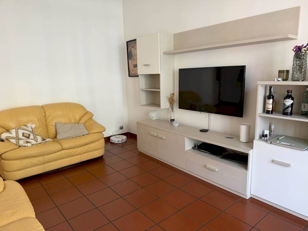 Soggiorno - Appartamento via Monte San Michele, 159, Sesto San Giovanni - foto 1