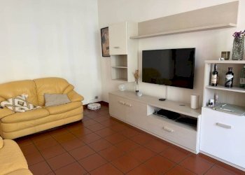 Soggiorno - Appartamento via Monte San Michele, 159, Sesto San Giovanni - foto 1