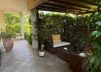 Veranda - Villa Villaggio Larco, 6, Sotto il Monte Giovanni XXIII - foto 8