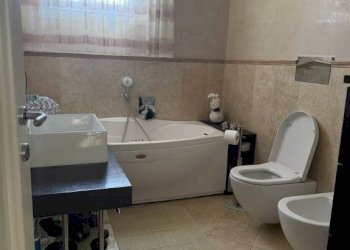 Bagno - Villa Villaggio Larco, 6, Sotto il Monte Giovanni XXIII - foto 23