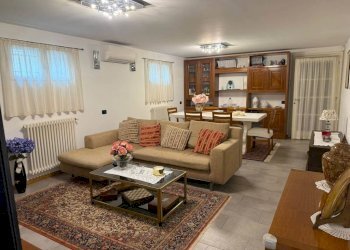 Taverna - Villa Villaggio Larco, 6, Sotto il Monte Giovanni XXIII - foto 30