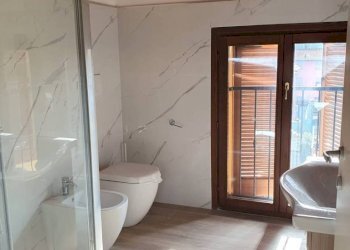 Bagno - Three-room apartment via Carrobbio, 16, Cologno Monzese - photo 12