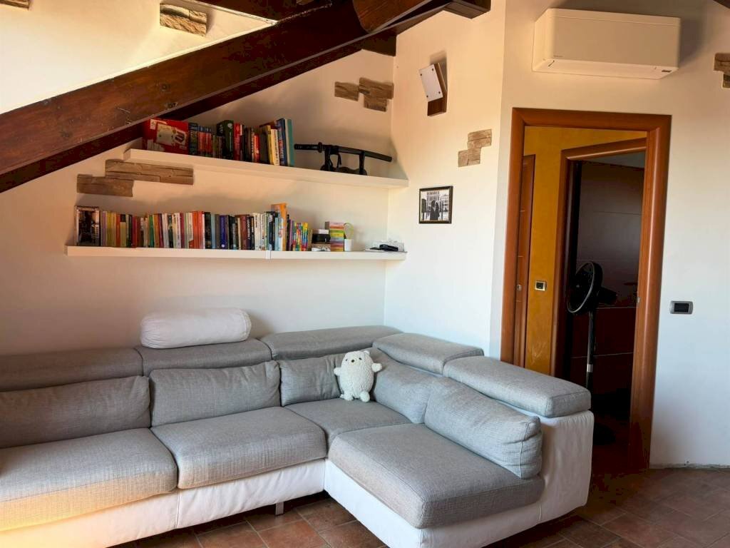 Salone - Trilocale via Bruno Buozzi, 56, Sesto San Giovanni - foto 3