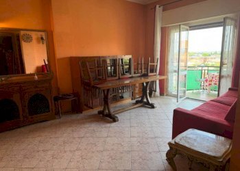 Salone - Two-room apartment via SOLONE, 14, Monza (neighborhood San Rocco) - photo 4