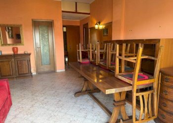 Salone - Two-room apartment via SOLONE, 14, Monza (neighborhood San Rocco) - photo 9