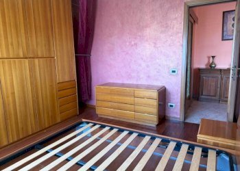 Camera da letto - Two-room apartment via SOLONE, 14, Monza (neighborhood San Rocco) - photo 18