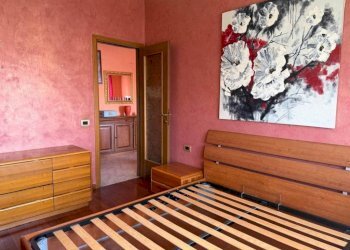 Camera da letto - Two-room apartment via SOLONE, 14, Monza (neighborhood San Rocco) - photo 19