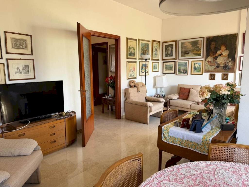 Salone - Trilocale via Fratelli Di Dio, 34, Sesto San Giovanni - foto 1