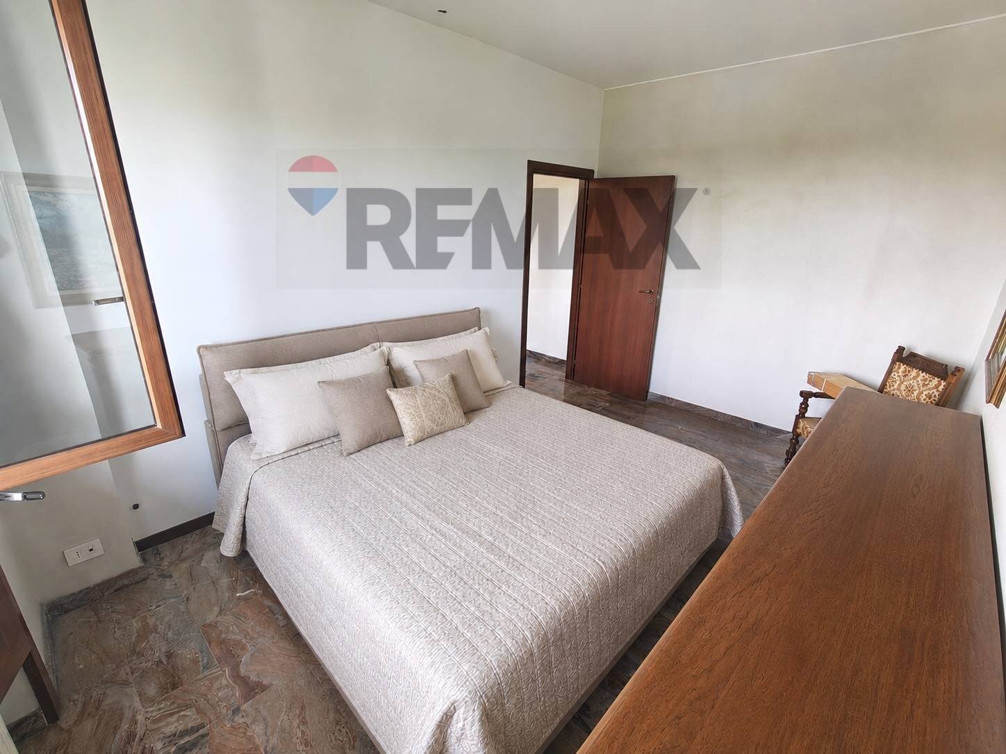 Camera / camera da letto - Terreno non edificabile VIA REMO LA VALLE
 
9, Milano - foto 1
