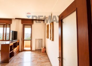 Hall / corridoio - Terreno non edificabile VIA REMO LA VALLE
9, Milano - foto 4