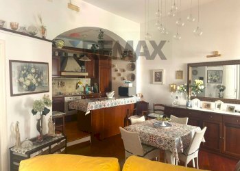 Sala da pranzo - Casa indipendente VIA PORTA ANTICA
 
18, Trani - foto 1