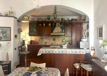 Cucina - Casa indipendente VIA PORTA ANTICA
 
18, Trani - foto 11