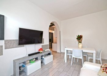 Soggiorno - Quadrilocale via Olmetola, 82, Bologna (zona Borgo Panigale) - foto 5