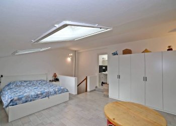 Camera da letto - Quadrilocale via Olmetola, 82, Bologna (zona Borgo Panigale) - foto 14