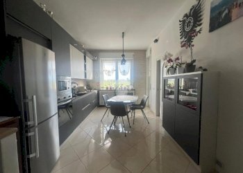 Two-room apartment Via Cavour, Vinovo - photo 1