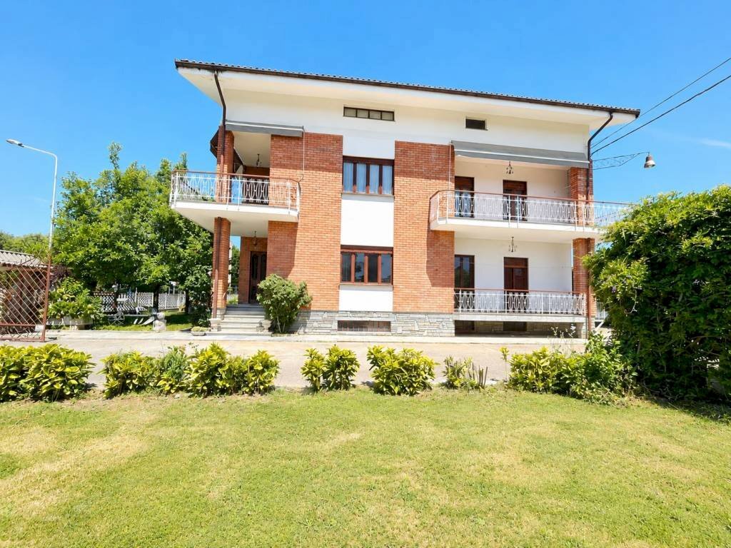 Facciata - Appartamento via Cuneo, 17, Castelletto Stura - foto 2