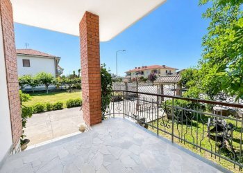Terrazzo - Appartamento via Cuneo, 17, Castelletto Stura - foto 9