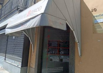 Zona - Negozio piazza Camillo Benso di Cavour, 20, Pinerolo - foto 3