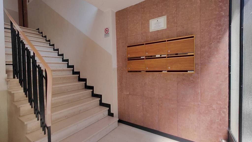 Interno palazzo - Trilocale via dell'Arcoveggio, 43/5D, Bologna (zona Bolognina) - foto 1
