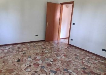Soggiorno - Trilocale via dell'Arcoveggio, 43/5D, Bologna (zona Bolognina) - foto 15
