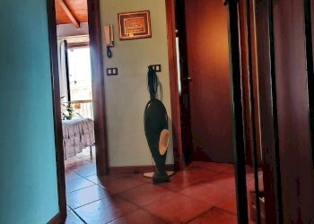 disimpegno piano primo - Villa via Dei Tigli, Casale Cremasco-Vidolasco - foto 9