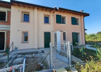 esterno - Quadrilocale via Barni, Dovera - foto 47
