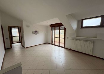 96484e42-051d-4d7c-9aee-c47348161dbe - Appartamento largo Donatello, Abbiategrasso - foto 16