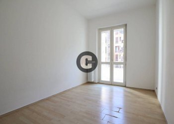 Camera da letto - Quadrilocale largo Giovanni Migliara, 16, Torino (zona San Donato) - foto 18