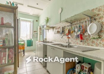 Cucina - Trilocale via San Martino, 3, Gravina in Puglia - foto 4