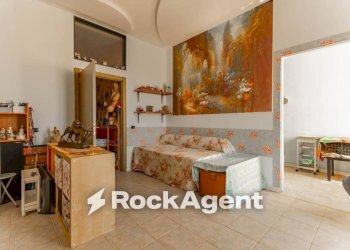 Salone - Three-room apartment via San Martino, 3, Gravina in Puglia - photo 8
