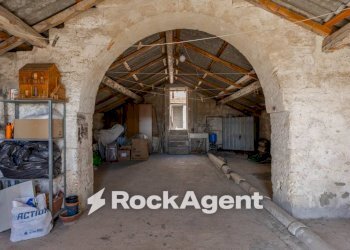 Magazzino - Trilocale via San Martino, 3, Gravina in Puglia - foto 21
