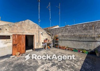 Cortile interno - Three-room apartment via San Martino, 3, Gravina in Puglia - photo 34