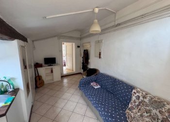 soggiorno - Appartamento strada Maggiore, Bologna (zona Centro Storico) - foto 4