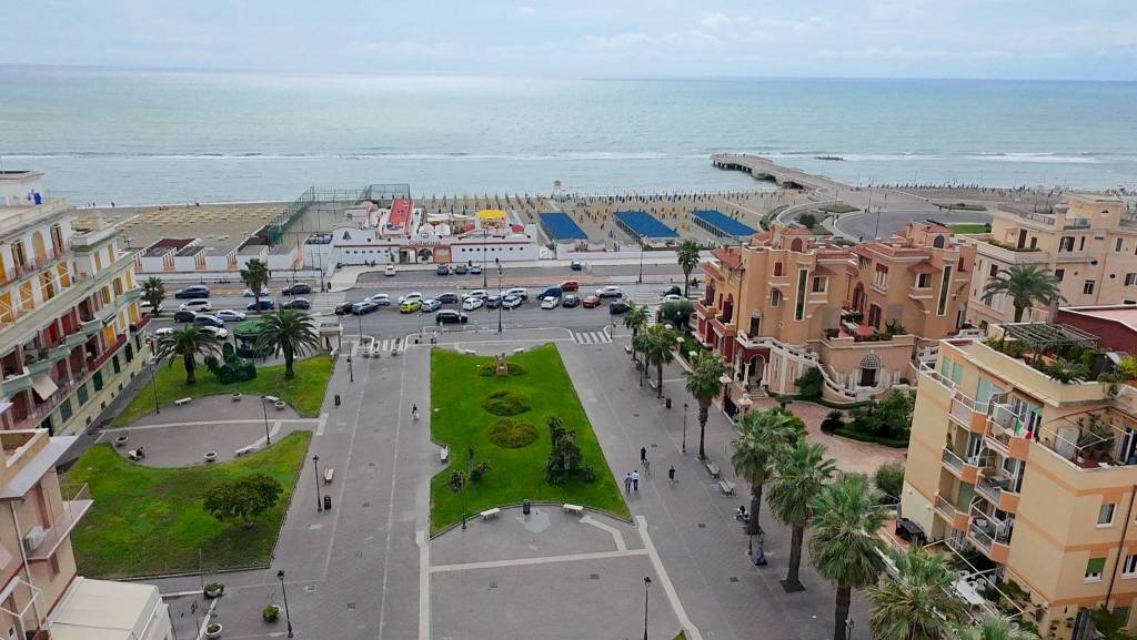 Zona - Three-room apartment viale dei Misenati, Roma (neighborhood Lido di Ostia) - photo 2