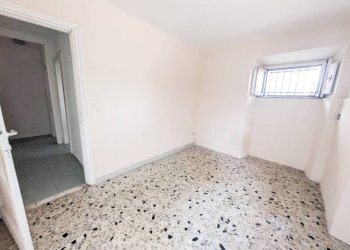 Stanza non arredata - Three-room apartment viale dei Misenati, Roma (neighborhood Lido di Ostia) - photo 15
