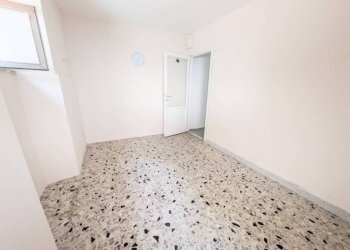 Stanza non arredata - Three-room apartment viale dei Misenati, Roma (neighborhood Lido di Ostia) - photo 16
