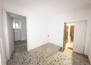Stanza non arredata - Trilocale viale dei Misenati, Roma (zona Lido di Ostia) - foto 5