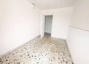 Stanza non arredata - Trilocale viale dei Misenati, Roma (zona Lido di Ostia) - foto 9