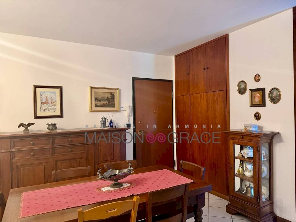 Salone - Appartamento Alba - foto 3