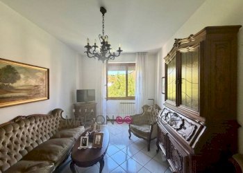Salone - Appartamento Alba - foto 19