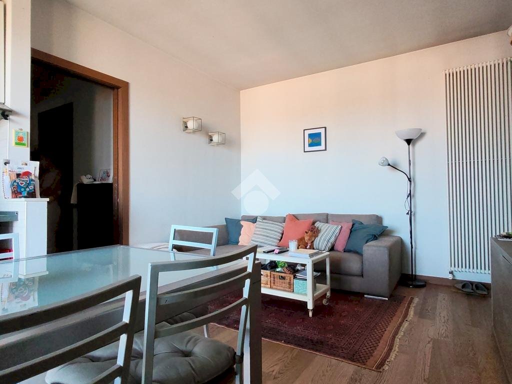Three-room apartment Largo rovedine, Opera - photo 3
