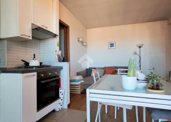 Three-room apartment Largo rovedine, Opera - photo 25