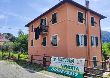 Quadrilocale Via Roberto Pittaluga, Serra Riccò - foto 1