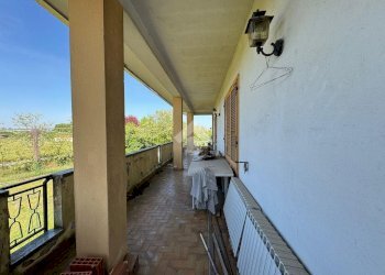 Portion of a house Via Strera, Oleggio - photo 13
