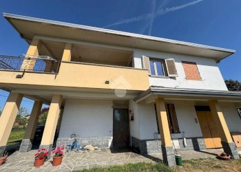Portion of a house Via Strera, Oleggio - photo 15
