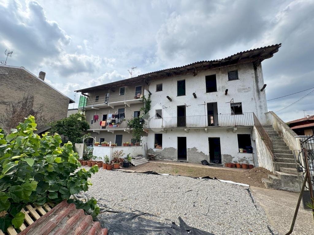 Casa semi indipendente Via XXIV Maggio, Bellinzago Novarese - foto 1